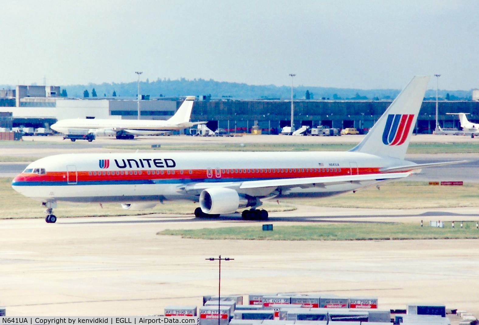 N641UA, 1991 Boeing 767-322/ER C/N 25091, At London Heathrow, early 1990's.