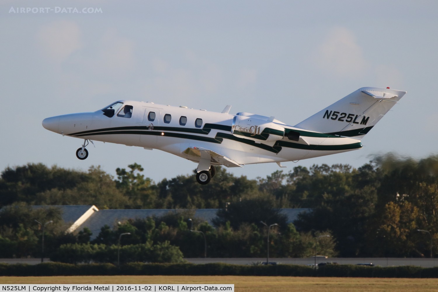 N525LM, 2001 Cessna 525 CitationJet CJ1 C/N 525-0427, NBAA 2016