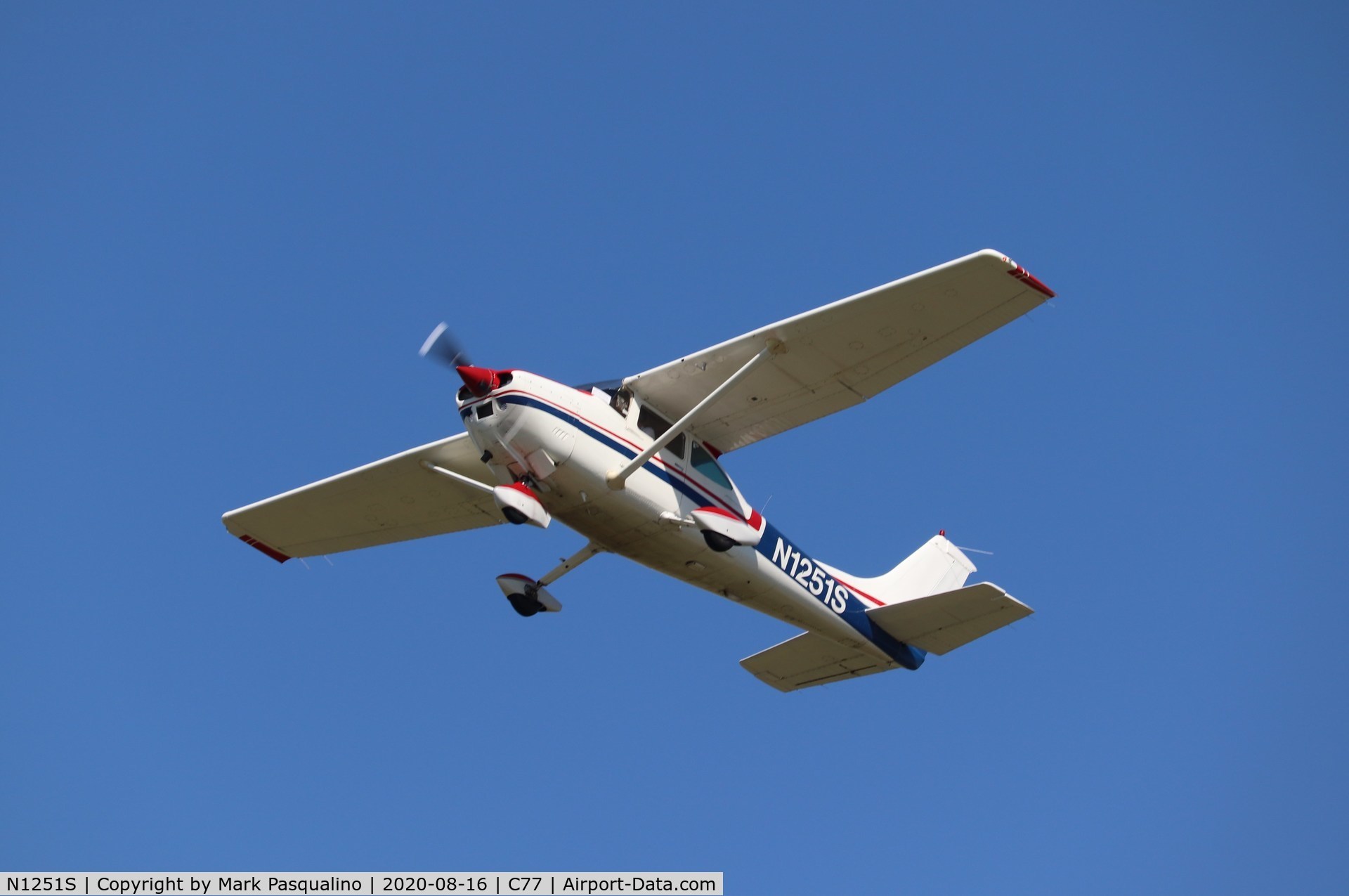 N1251S, 1976 Cessna 182P Skylane C/N 18264820, Cessna 182P