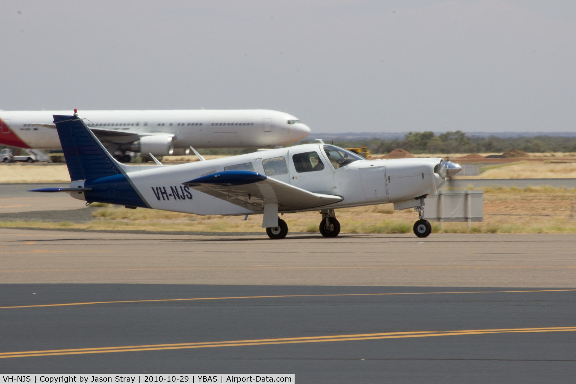 VH-NJS, 1976 Piper PA-32R-300 Cherokee Lance C/N 32R-7680193, Taxiing to RWY12 YBAS Alice Springs for VFR Flight
