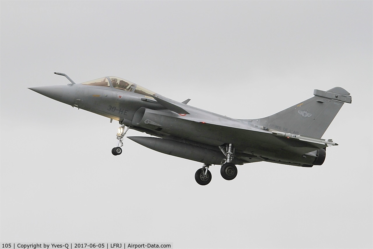 105, 2000 Dassault Rafale C C/N 105, Dassault Rafale C, On final rwy 26, Landivisiau Naval Air Base (LFRJ) Tiger Meet 2017