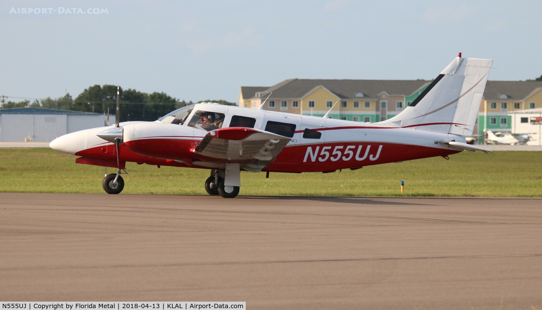 N555UJ, 1984 Piper PA-34-220T Seneca C/N 348433039, SNF 2018