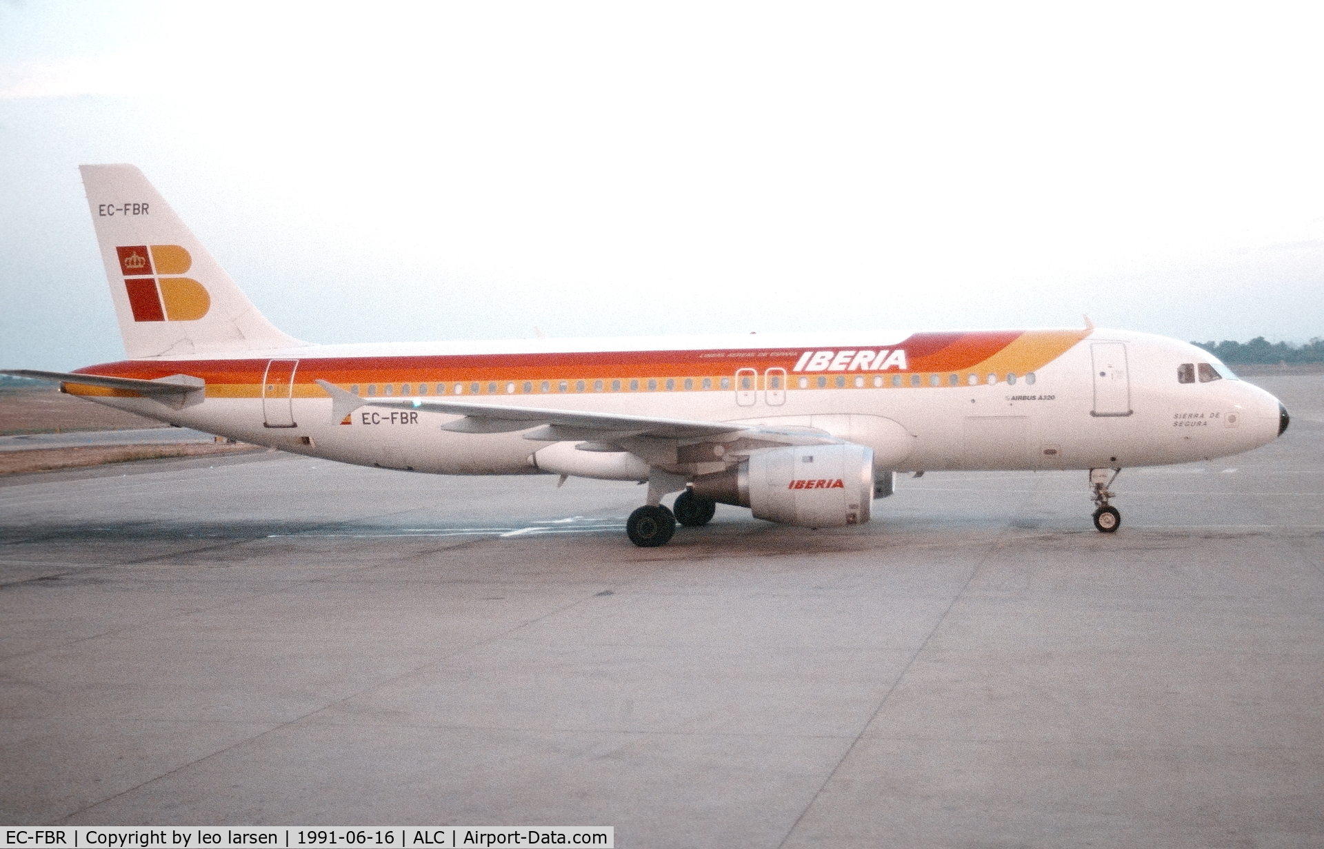EC-FBR, 1990 Airbus A320-211 C/N 146, Alicante 16.6.1991
