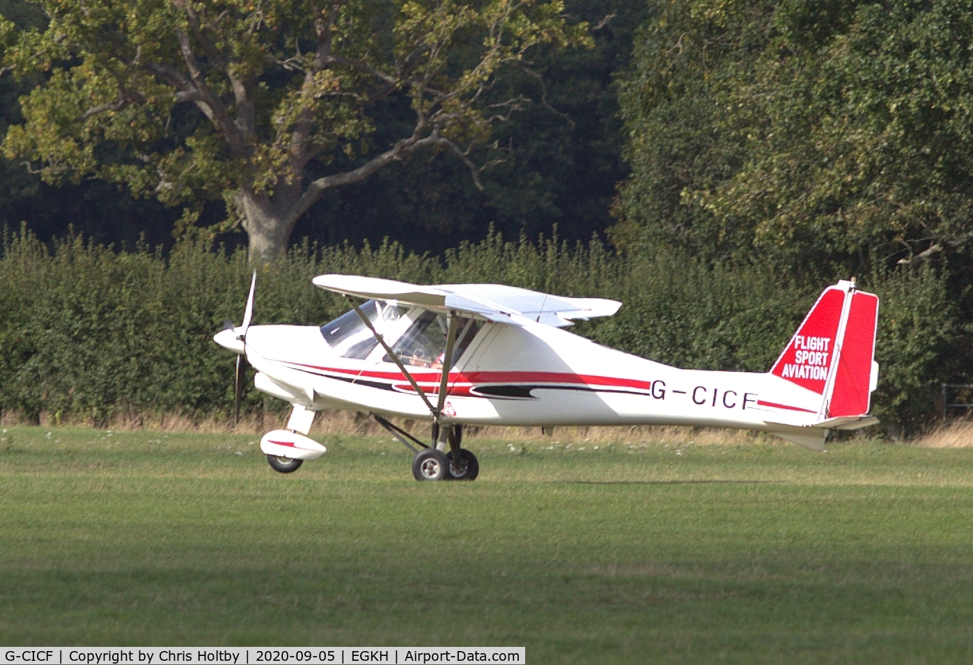 G-CICF, 2013 Comco Ikarus C42 FB80 Bravo C/N 1305-7260, Taking off from Headcorn