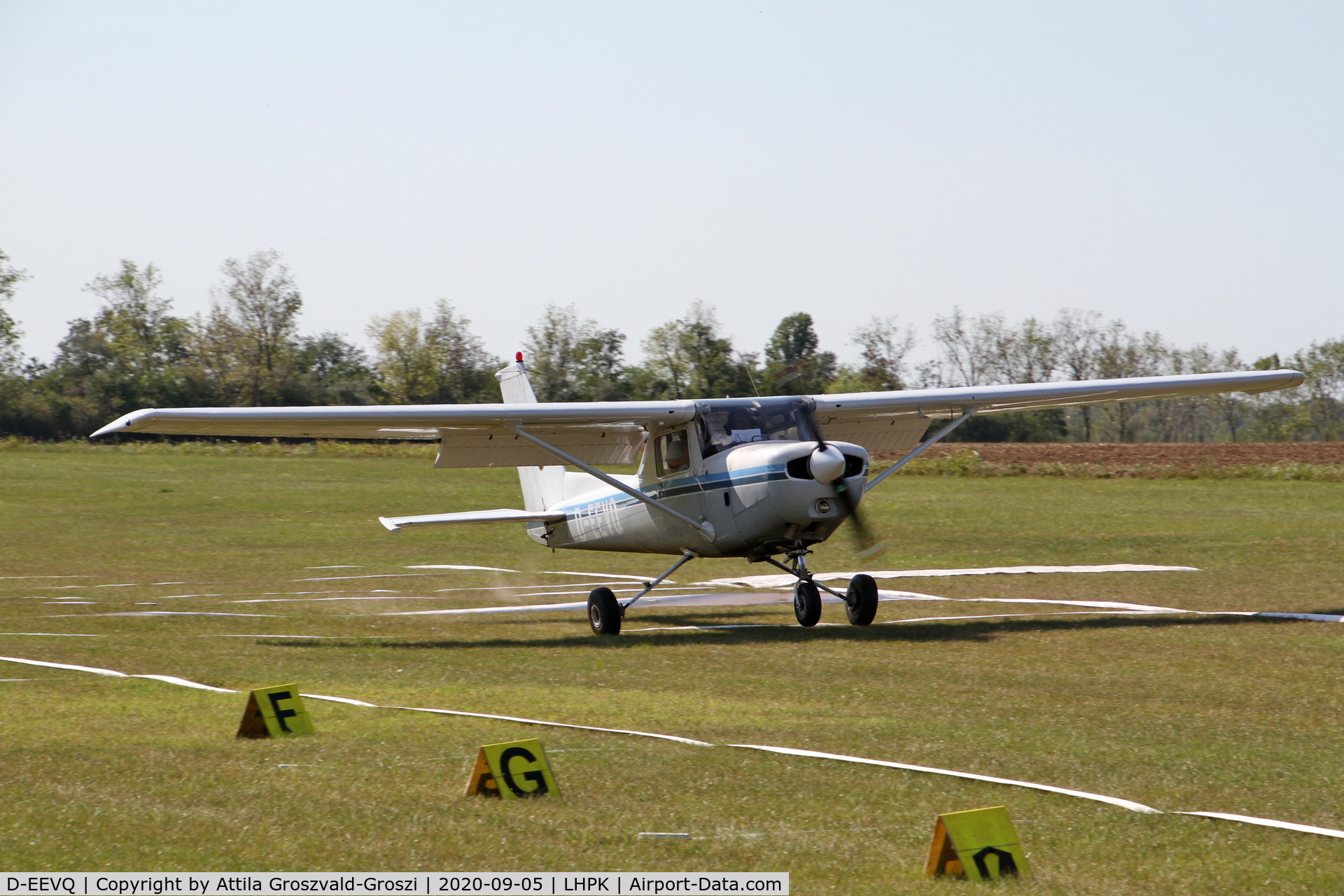 D-EEVQ, Reims F152 C/N 1655, LHPK - Papkutapuszta Airfield, Hungary