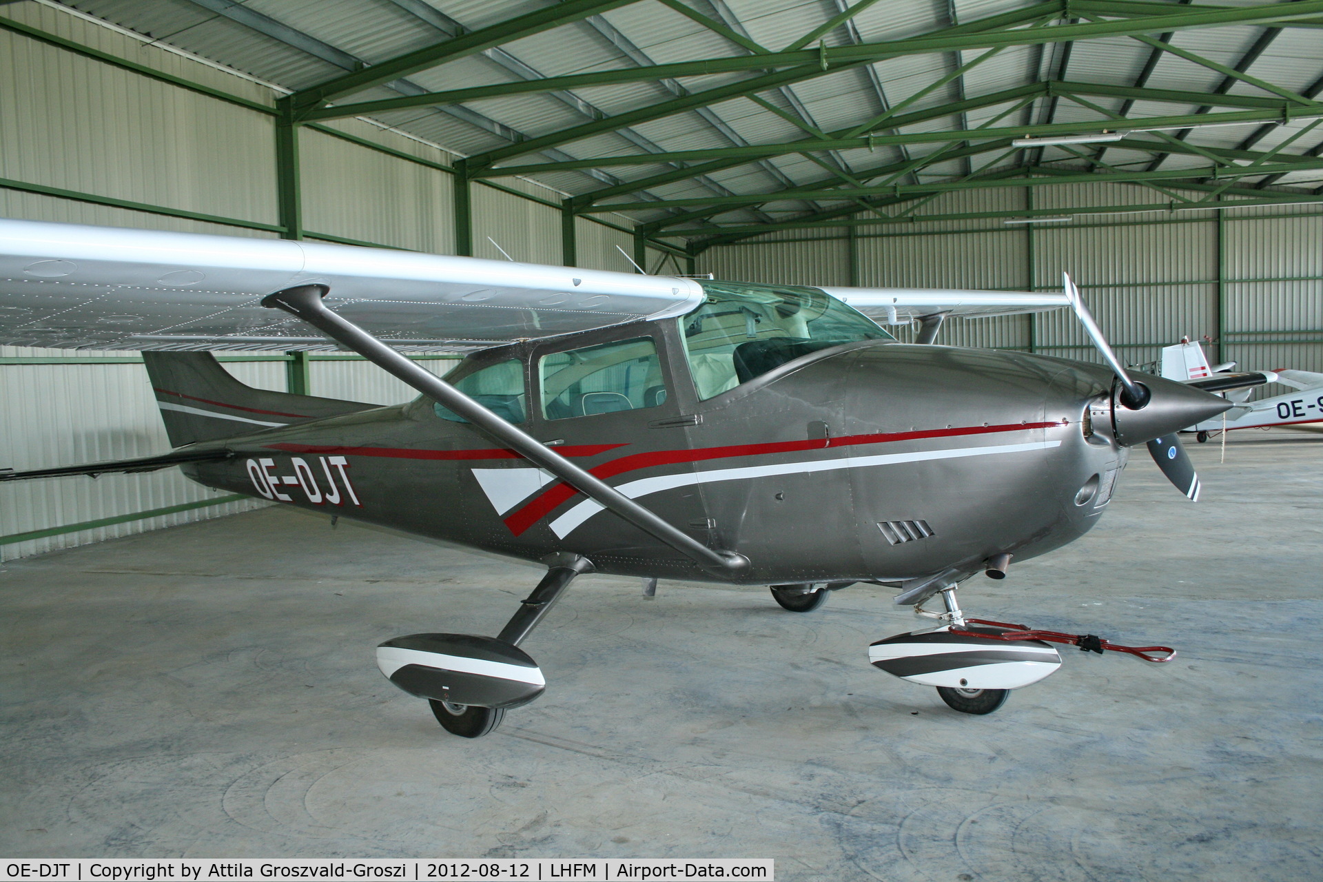 OE-DJT, 1973 Cessna 182P Skylane C/N 18262479, LHFM - Meidl Airport, Fertöszentmiklós - Hungary