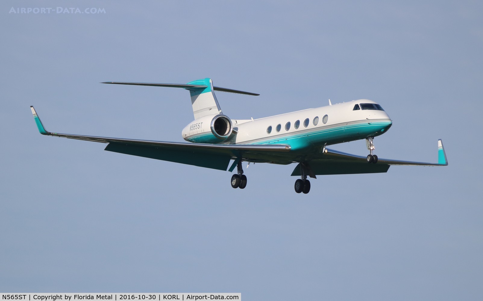 N565ST, 2004 Gulfstream Aerospace GV-SP (G550) C/N 5015, NBAA 2016