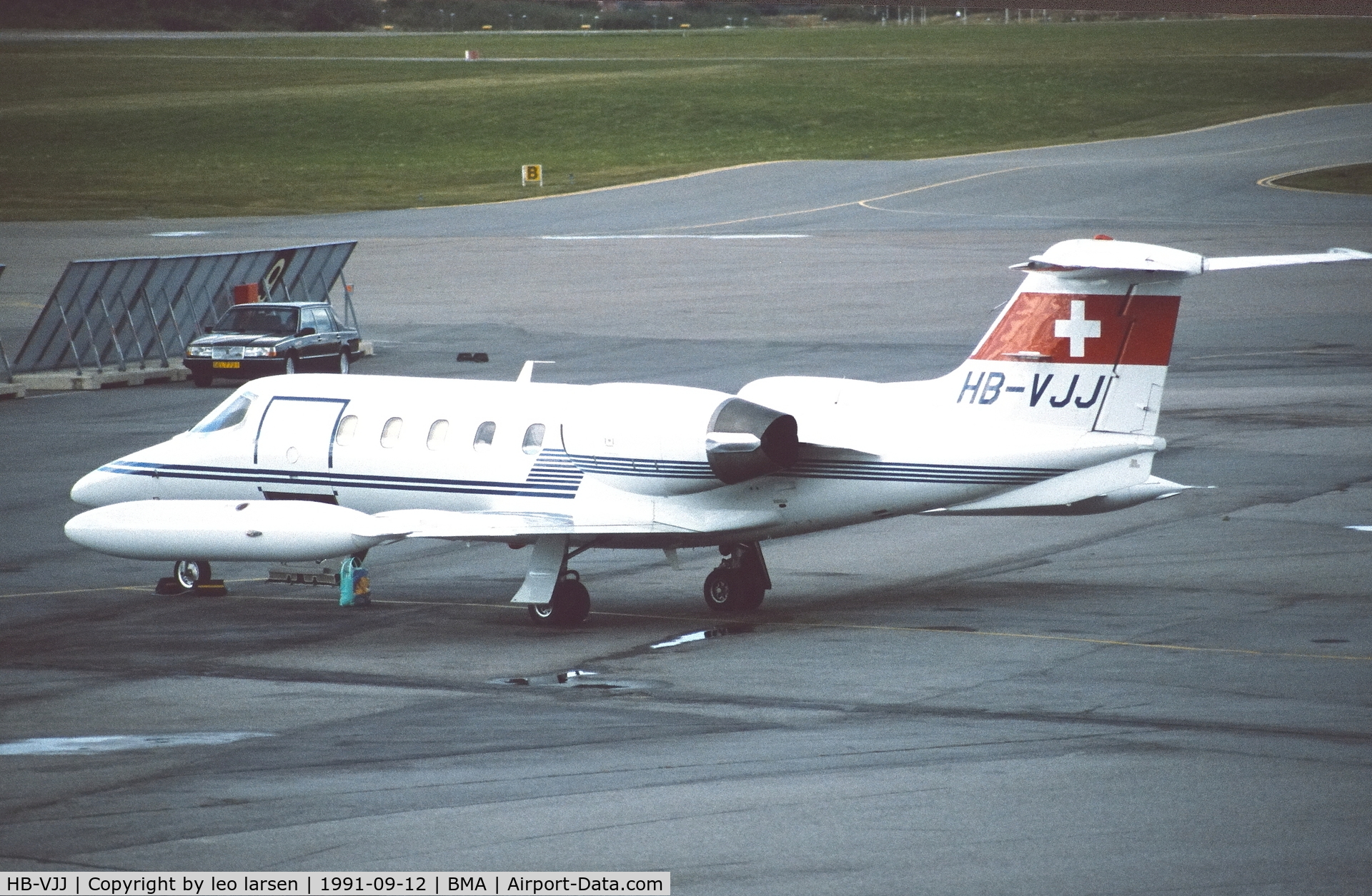 HB-VJJ, 1989 Learjet 35A C/N 35A-649, Bromma Stockholm 12.9.1991