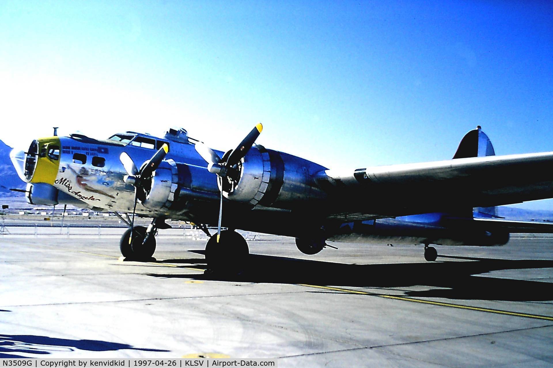 N3509G, 1944 Boeing B-17G Flying Fortress C/N Not found 44-85778, At the 1997 Golden Air Tattoo, Nellis.