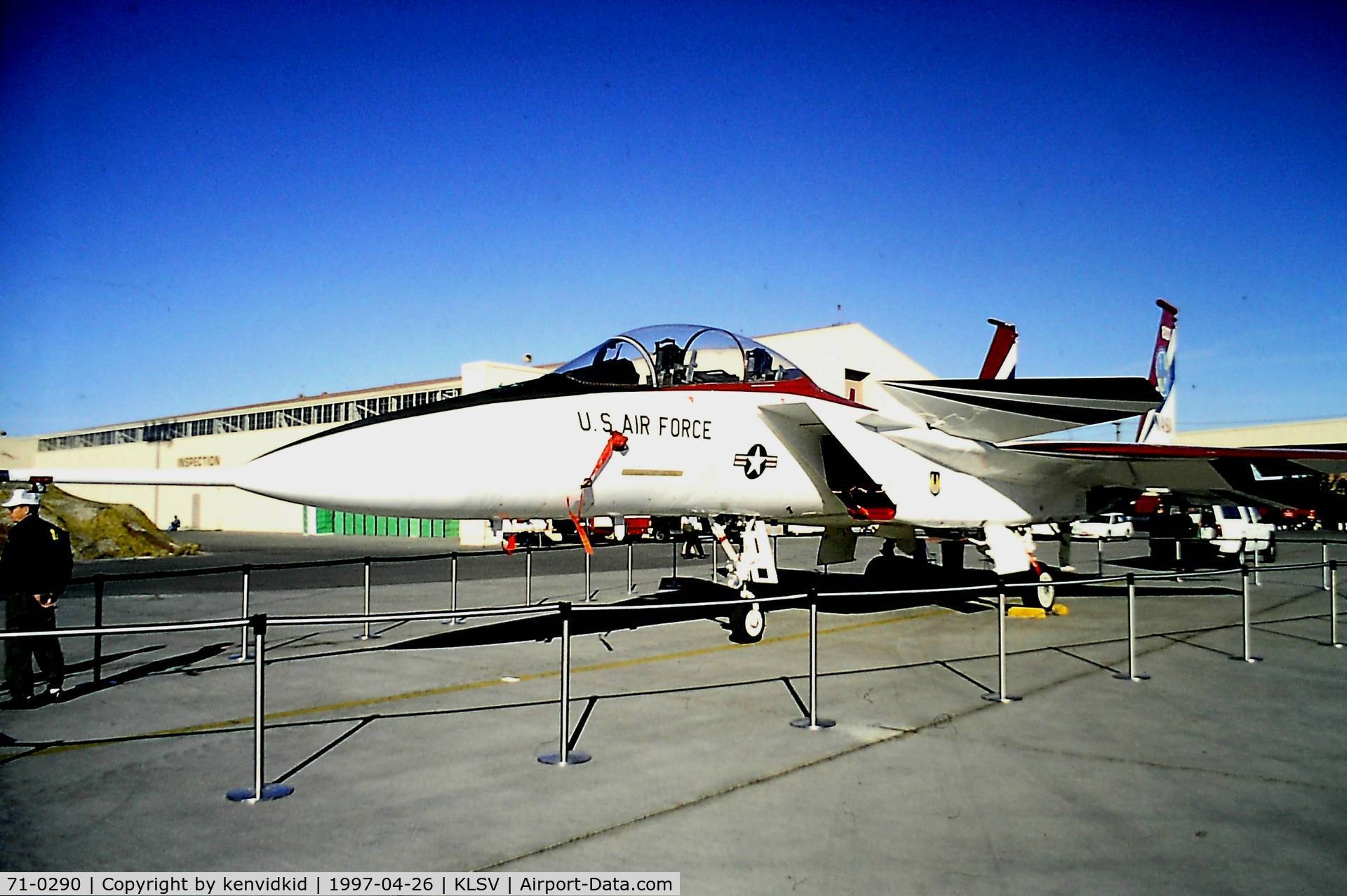 71-0290, 1971 McDonnell Douglas TF-15A Eagle C/N 8/B001, At the 1997 Golden Air Tattoo, Nellis.
ACTIVE F-15.