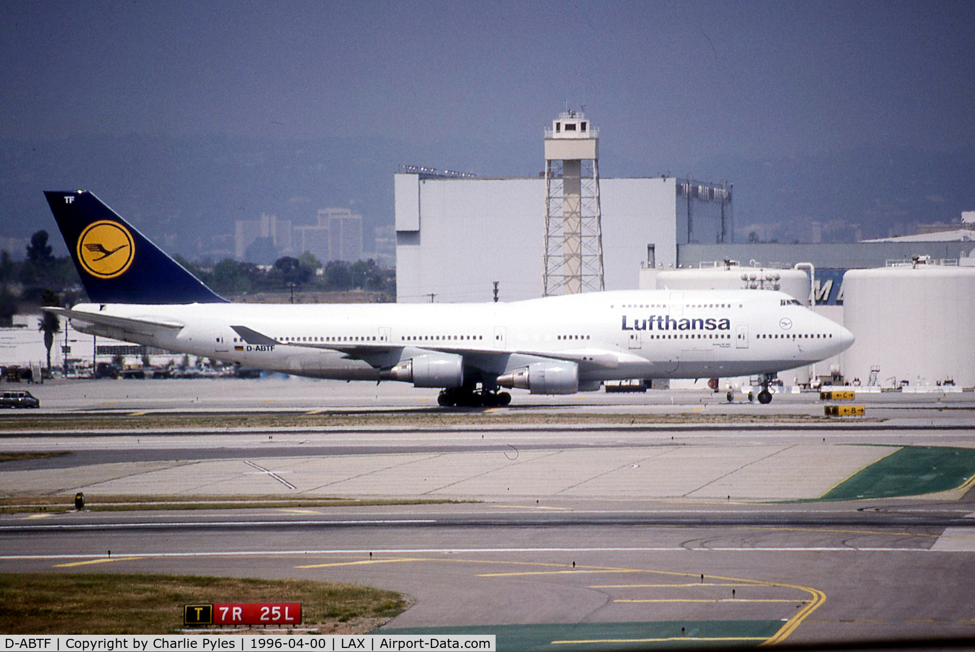 D-ABTF, 1991 Boeing 747-430M C/N 24967, Taxiing