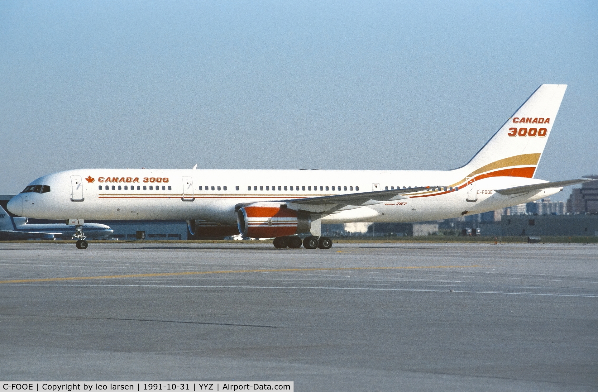 C-FOOE, 1989 Boeing 757-28A C/N 24369, Toronto 31.10.1991