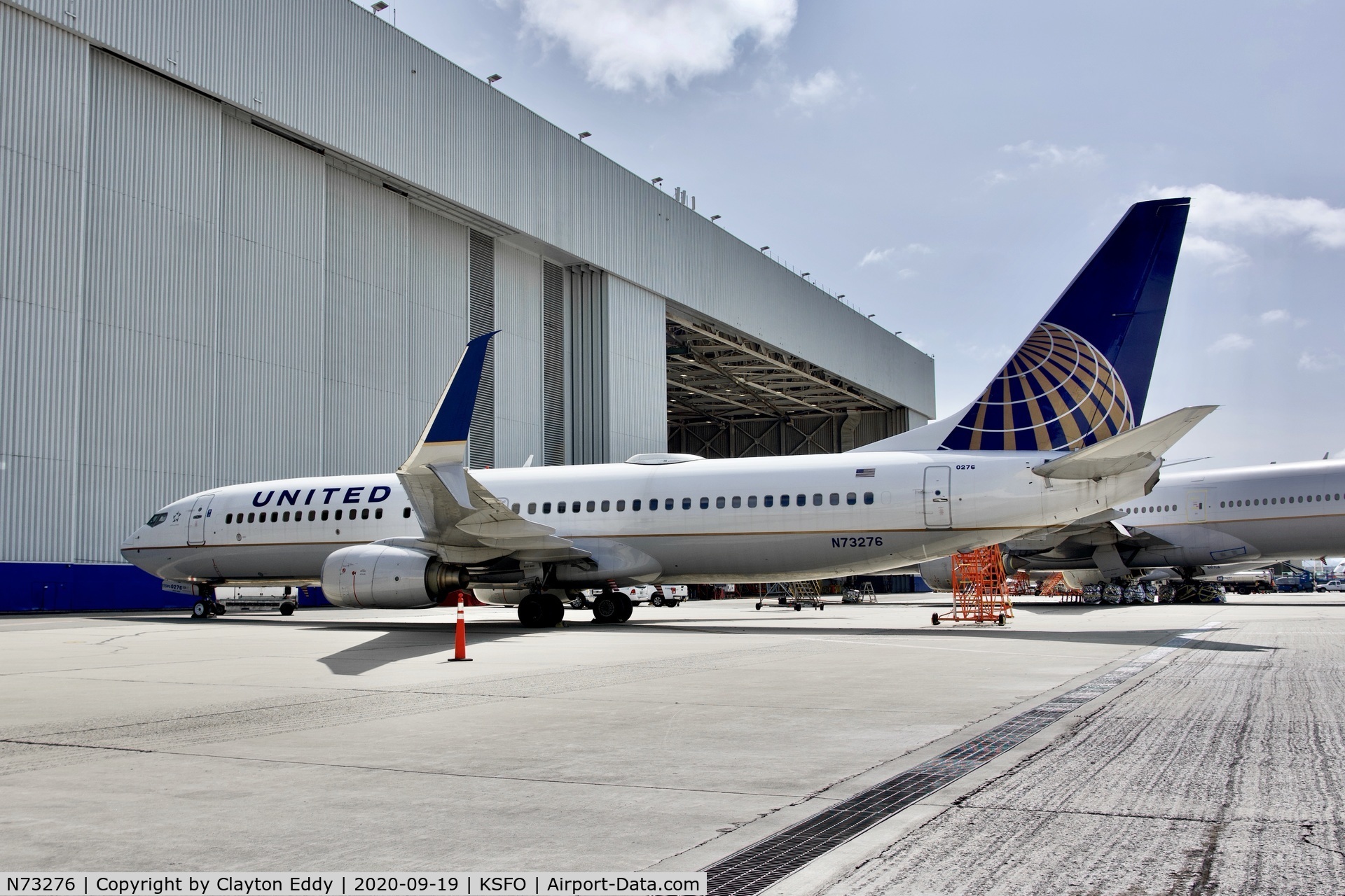 N73276, 2002 Boeing 737-824 C/N 31594, SFO 2020.