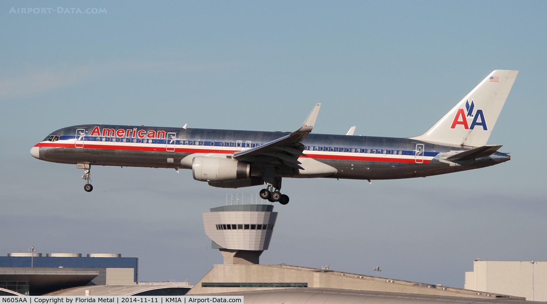N605AA, 1995 Boeing 757-223 C/N 27056, MIA 2014