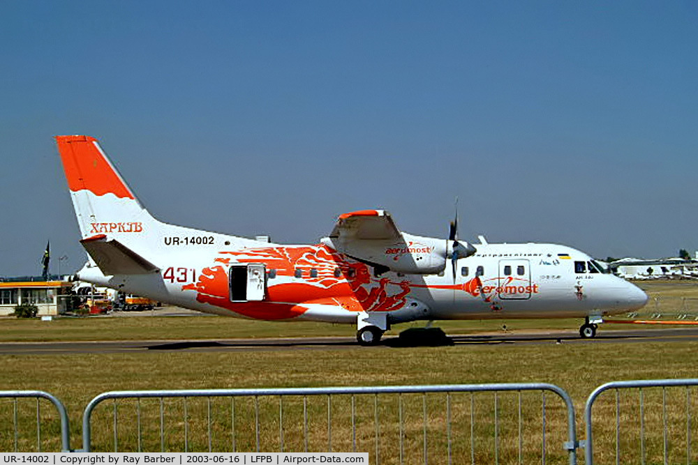 UR-14002, 2002 Antonov An-140 C/N 36525302006, UR-14002   Antonov An-140 [36525302006] (Aeromost) Paris-Le Bourget~F 16/06/2003