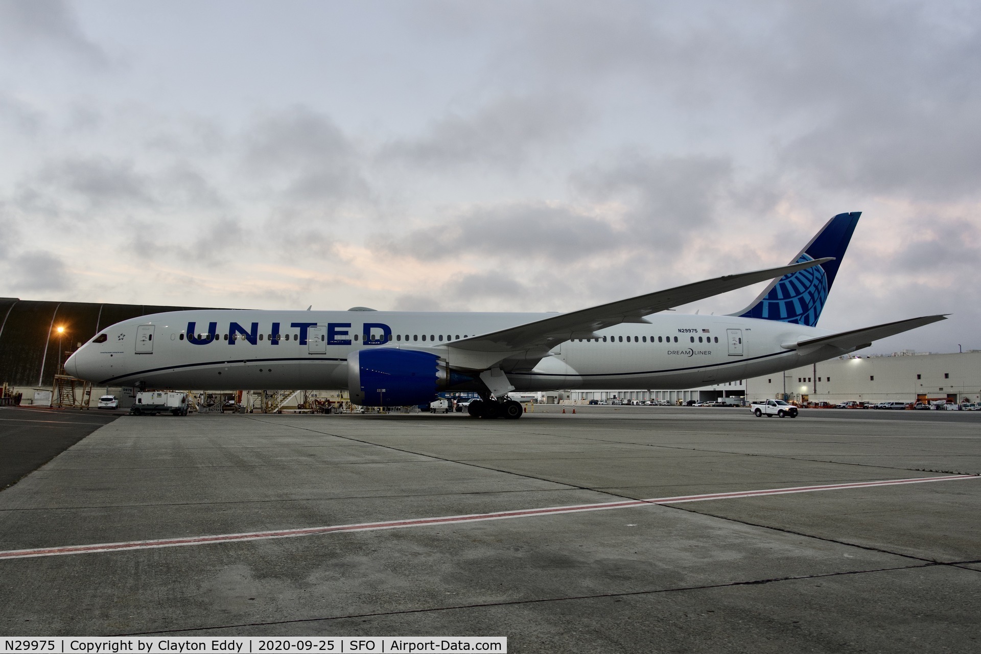 N29975, 2020 Boeing 787-9 Dreamliner C/N 66134, SFO 2020.