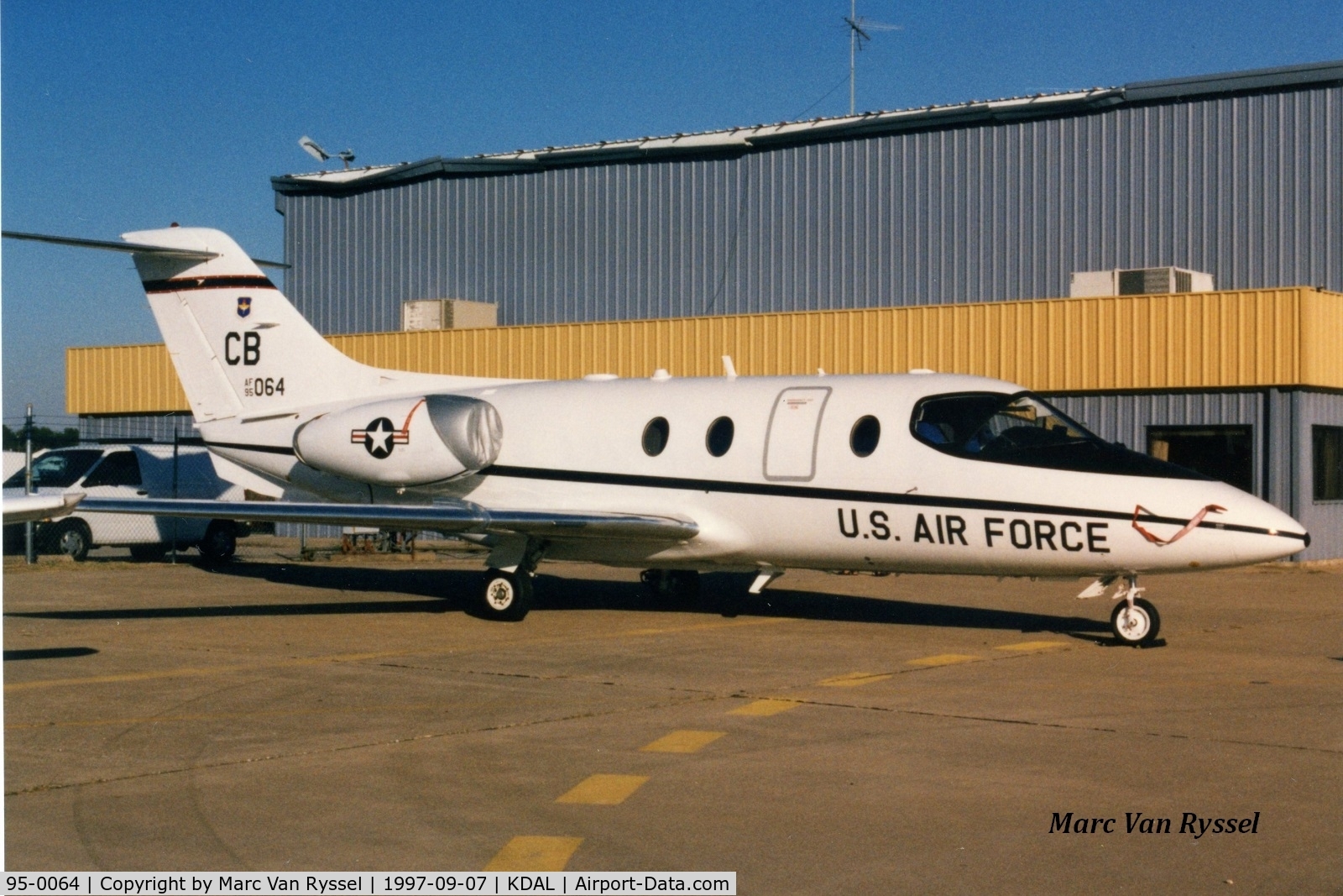 95-0064, 1995 Raytheon T-1A Jayhawk C/N TT-173, Fina Airshow 1997.