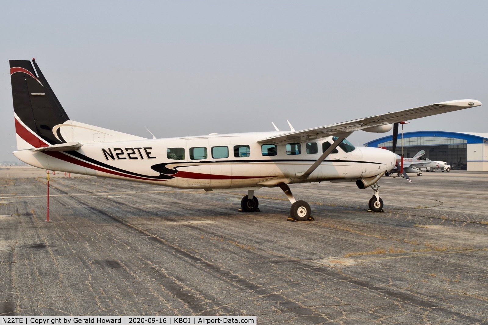 N22TE, 2007 Cessna 208B C/N 208B1266, Parked on north GA ramp.