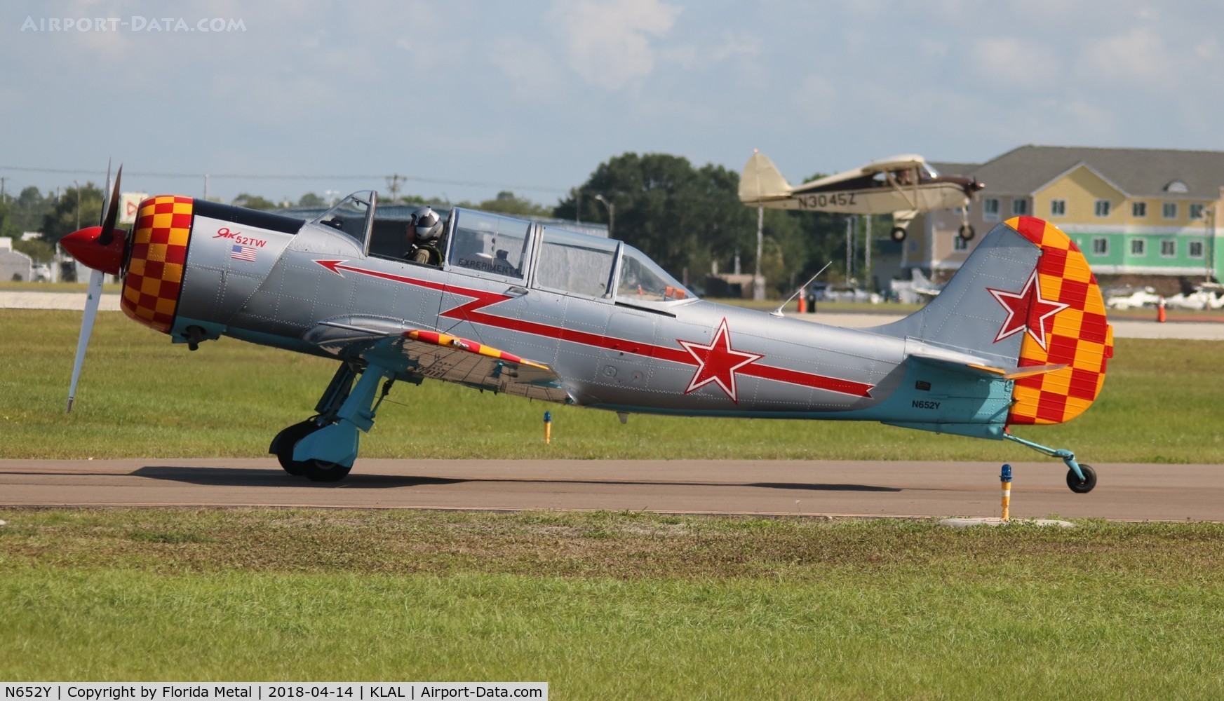 N652Y, 2004 Yakovlev (Aerostar) Yak-52TW C/N 0412510, SNF 2018