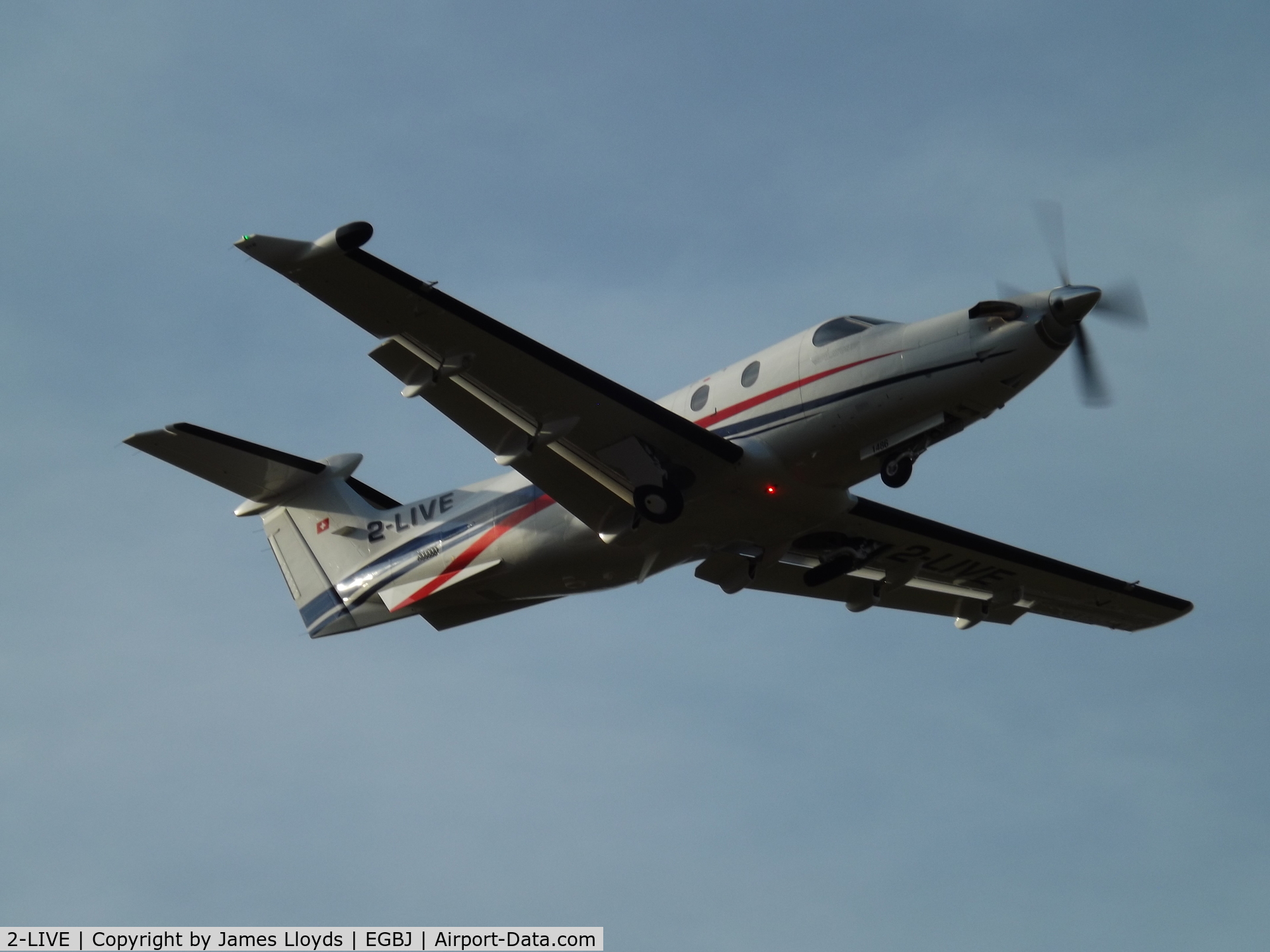 2-LIVE, 2014 Pilatus PC-12/47E C/N 1486, Dep RW 09