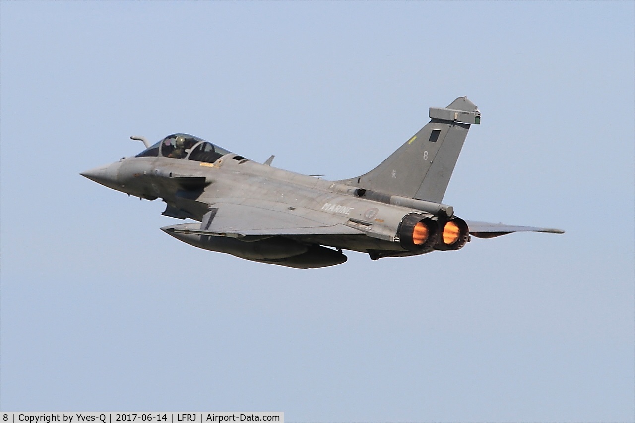 8, Dassault Rafale M C/N 8, Dassault Rafale M, Climbing from rwy 26, Landivisiau Naval Air Base (LFRJ) Tiger Meet 2017