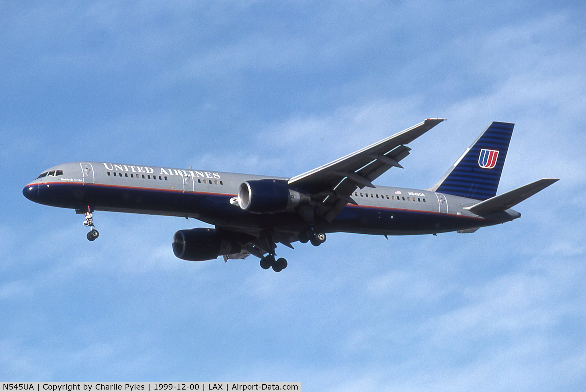 N545UA, 1991 Boeing 757-222 C/N 25323, Approach