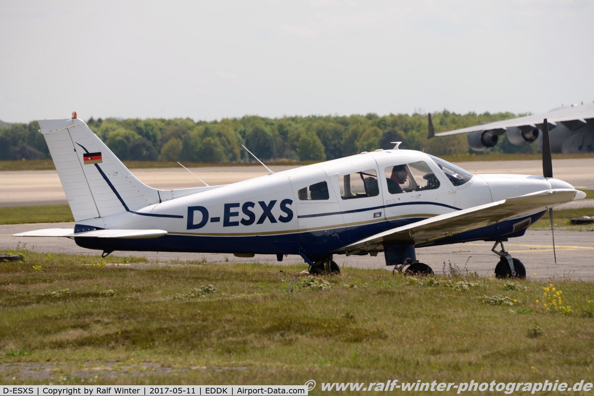 D-ESXS, 1979 Piper PA-28-181 Cherokee Archer II C/N 28-7990151, Piper PA-28-181 Cherokee Archer 2 - Private - 28-7990151 - D-ESXS - 11.05.2017 - CGN