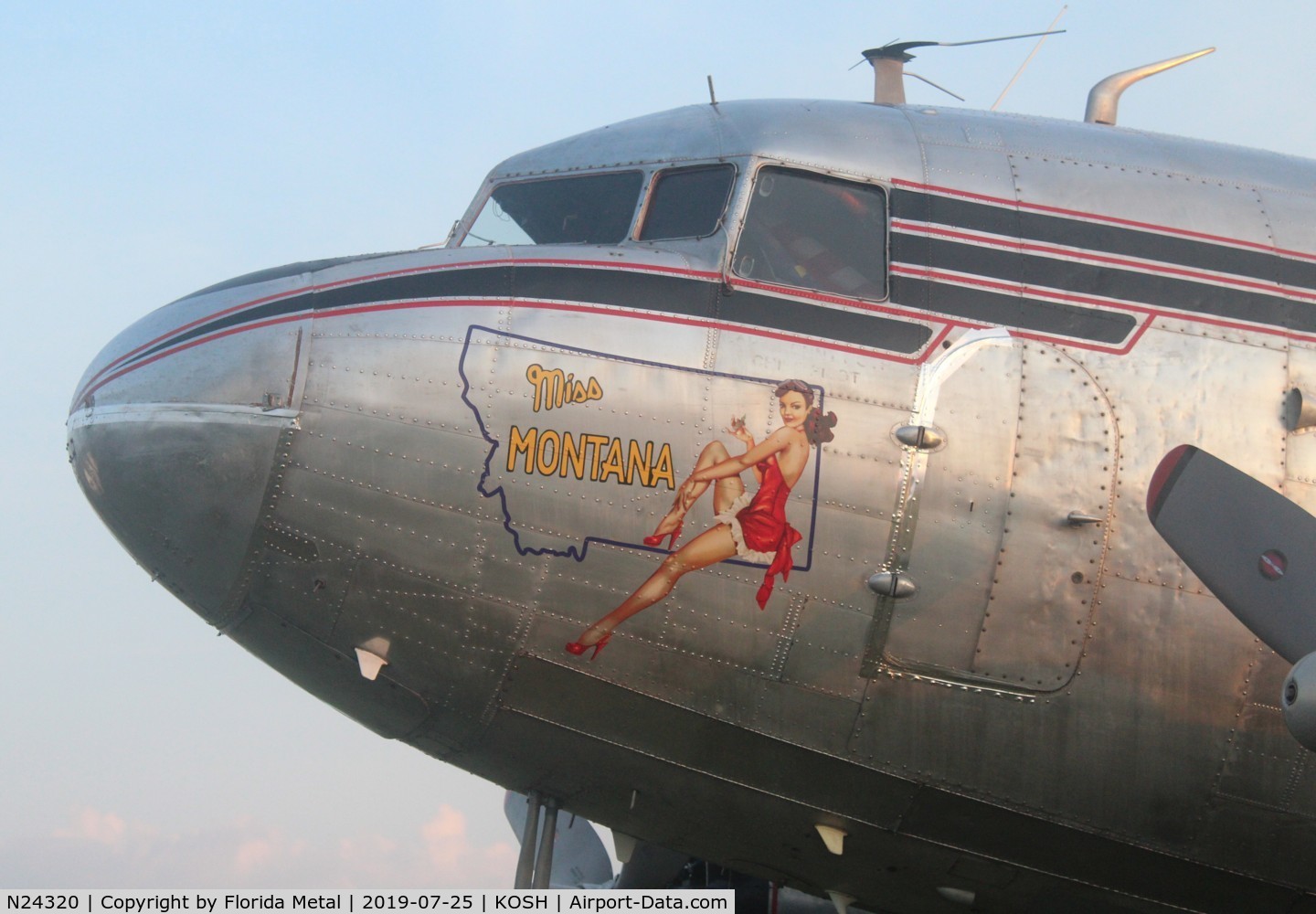 N24320, 1944 Douglas DC-3A-S1C3G C/N 20197, DC-3A