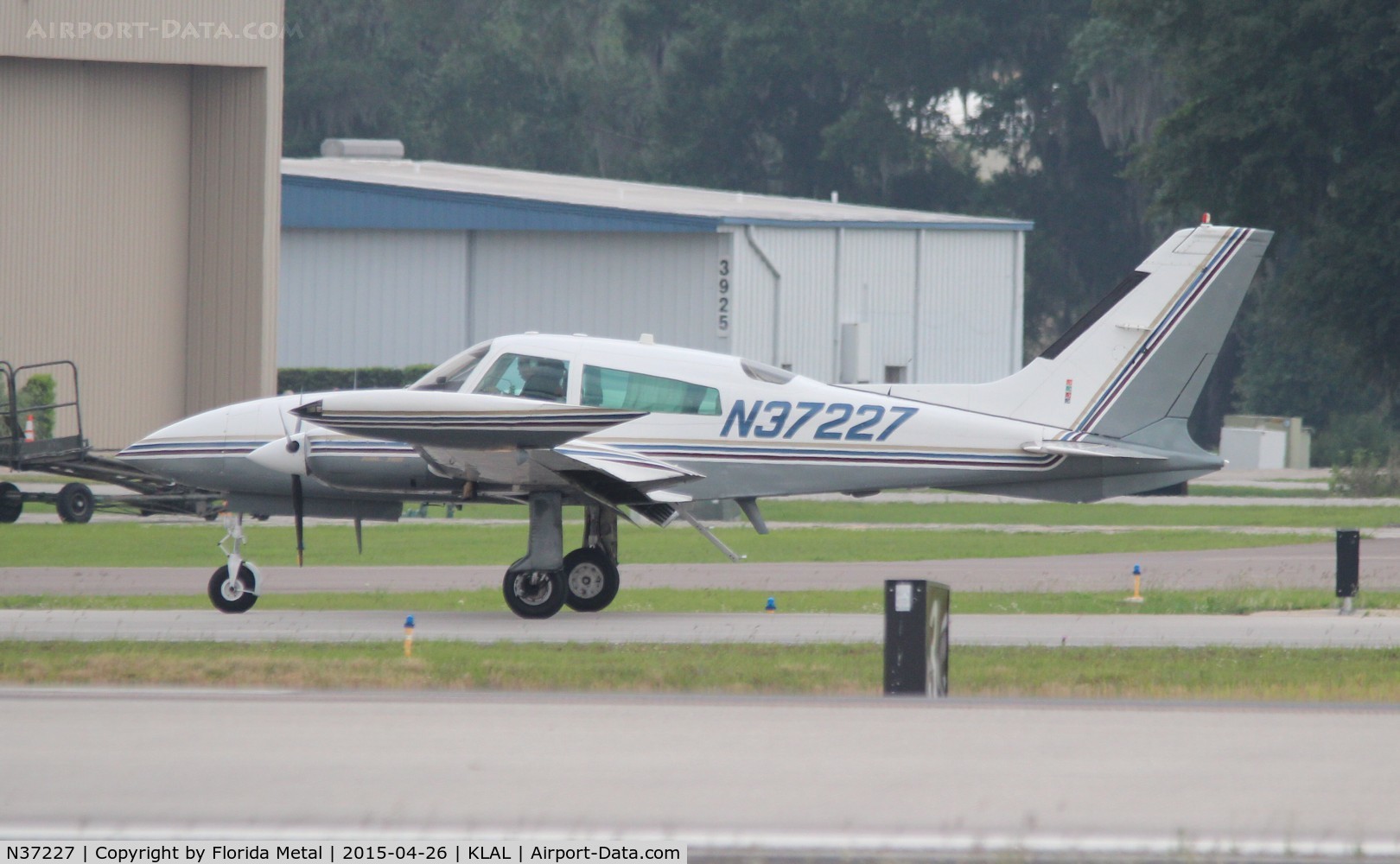 N37227, 1977 Cessna T310R C/N 310R0966, Cessna 310R