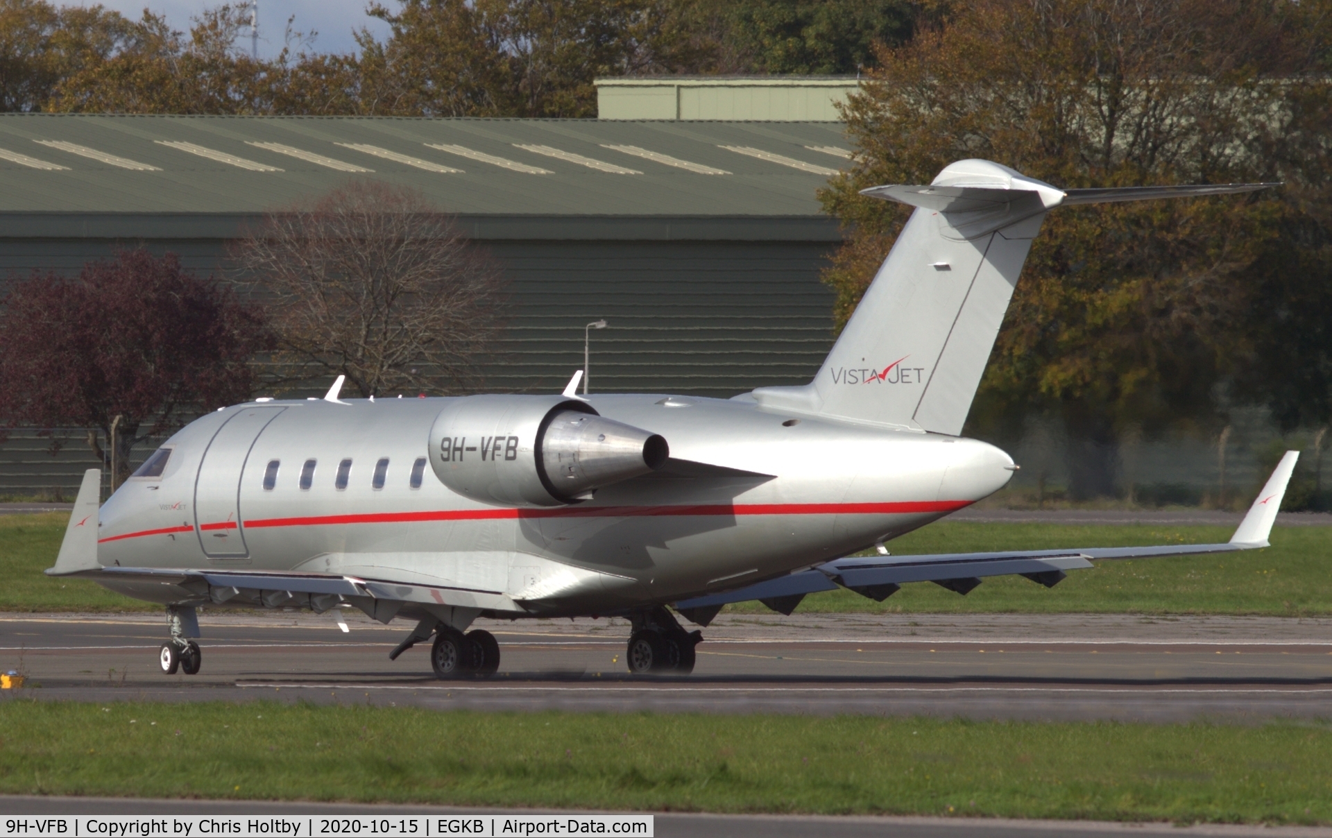 9H-VFB, 2014 Bombardier Challenger 604 (CL-600-2B16) C/N 5971, Taxiing for take-off at Biggin Hill