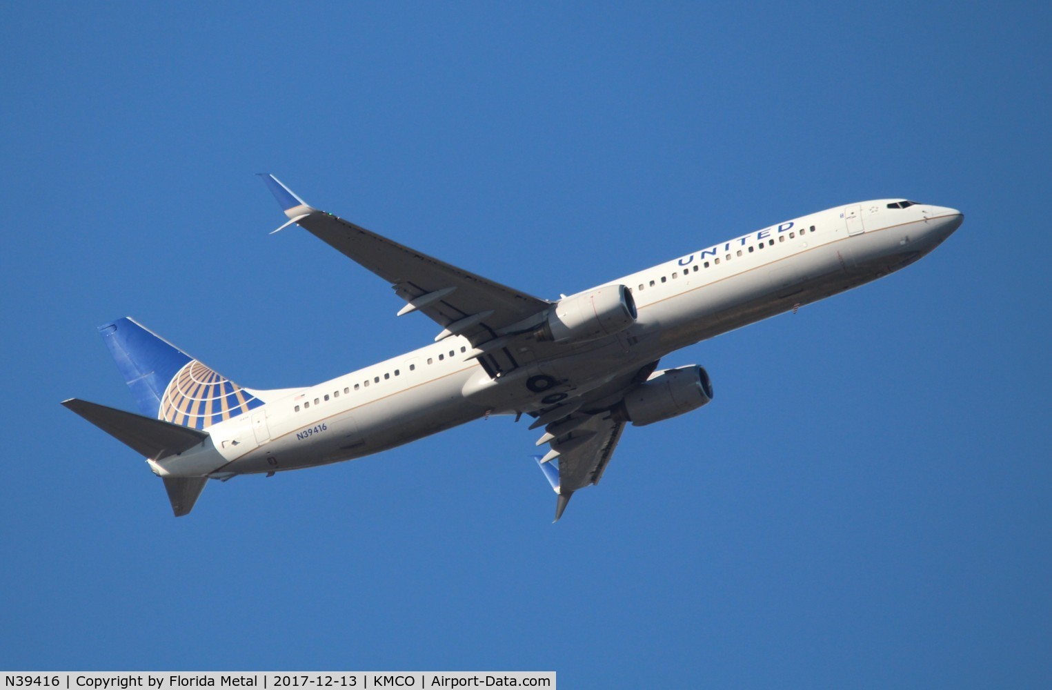 N39416, 2008 Boeing 737-924/ER C/N 37093, United 737-924