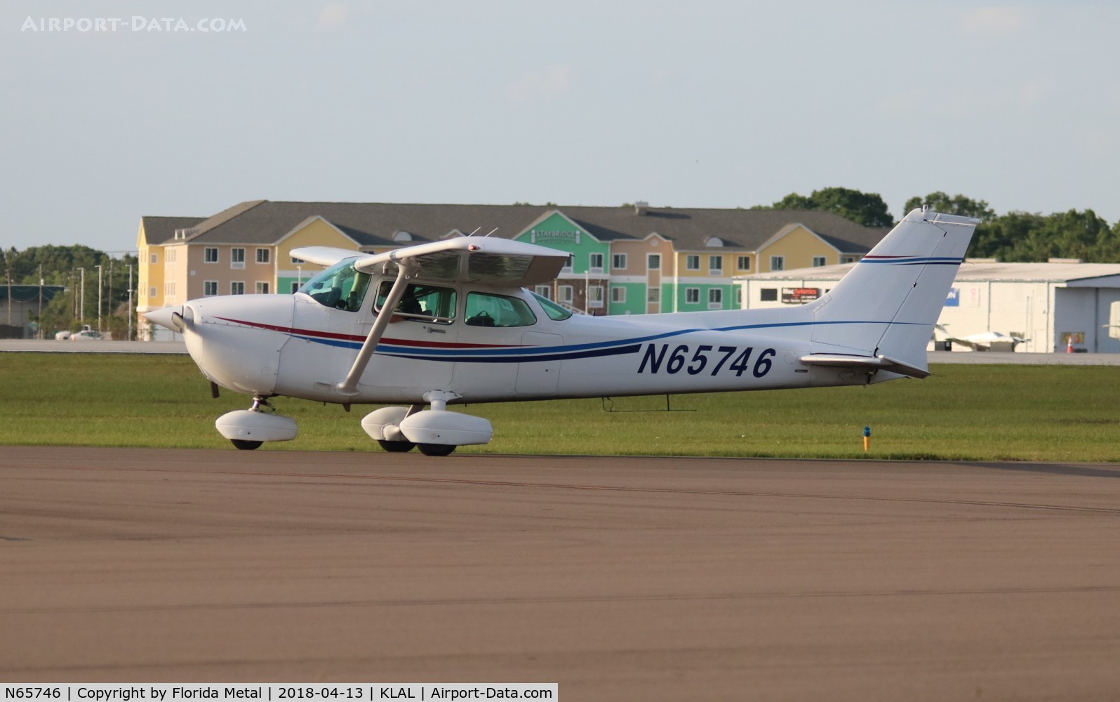 N65746, 1982 Cessna 172P C/N 17275851, Cessna 172P