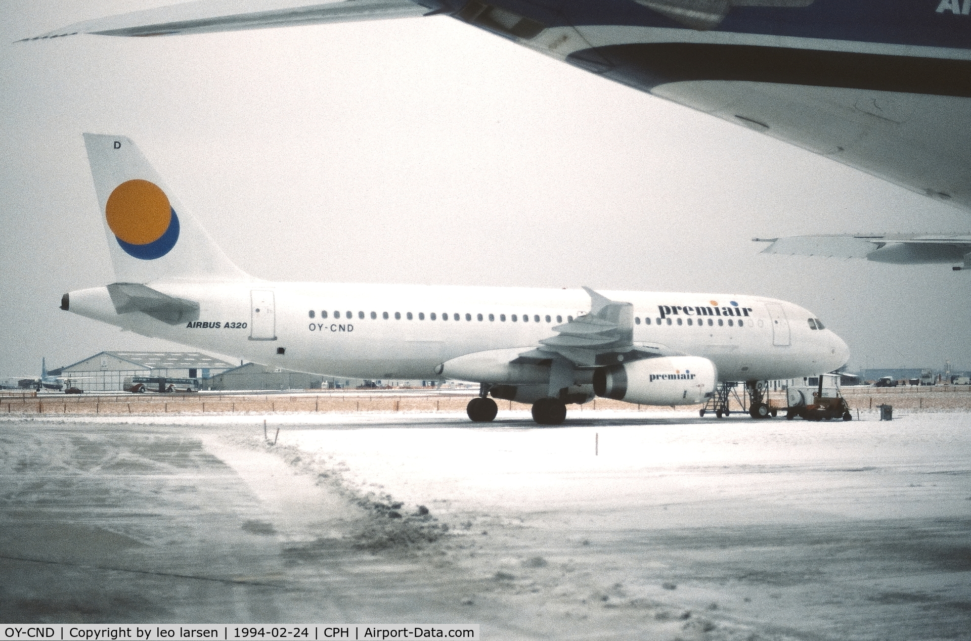 OY-CND, 1991 Airbus A320-231 C/N 163, Copenhagen 24.2.1994