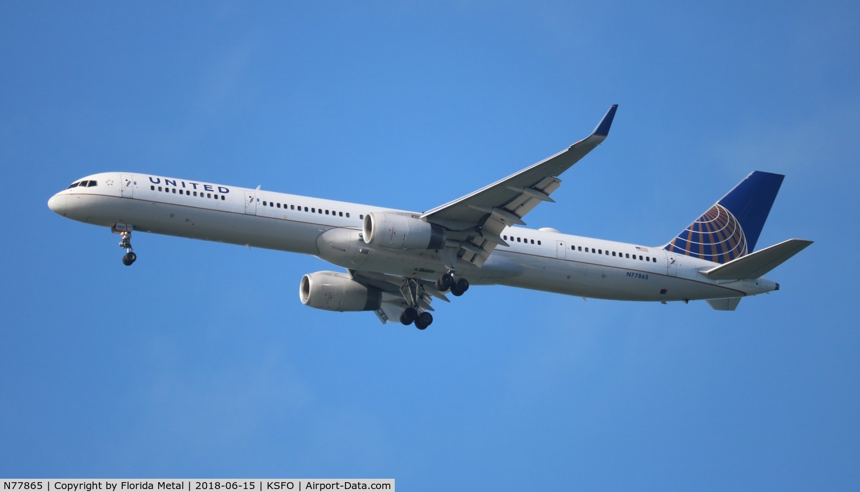 N77865, 2002 Boeing 757-33N C/N 32589, United 757-33N