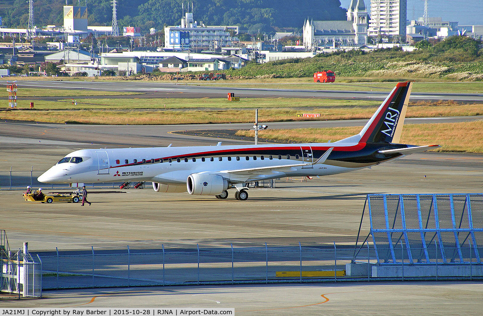 JA21MJ, 2014 Mitsubishi MRJ-90STD C/N 10001, JA21MJ   Mitsubishi Spacejet MRJ-90STD [10001] (Mitsubishi Aircraft Corporation America) Nagoya-Komaki~JA 28/10/2015
