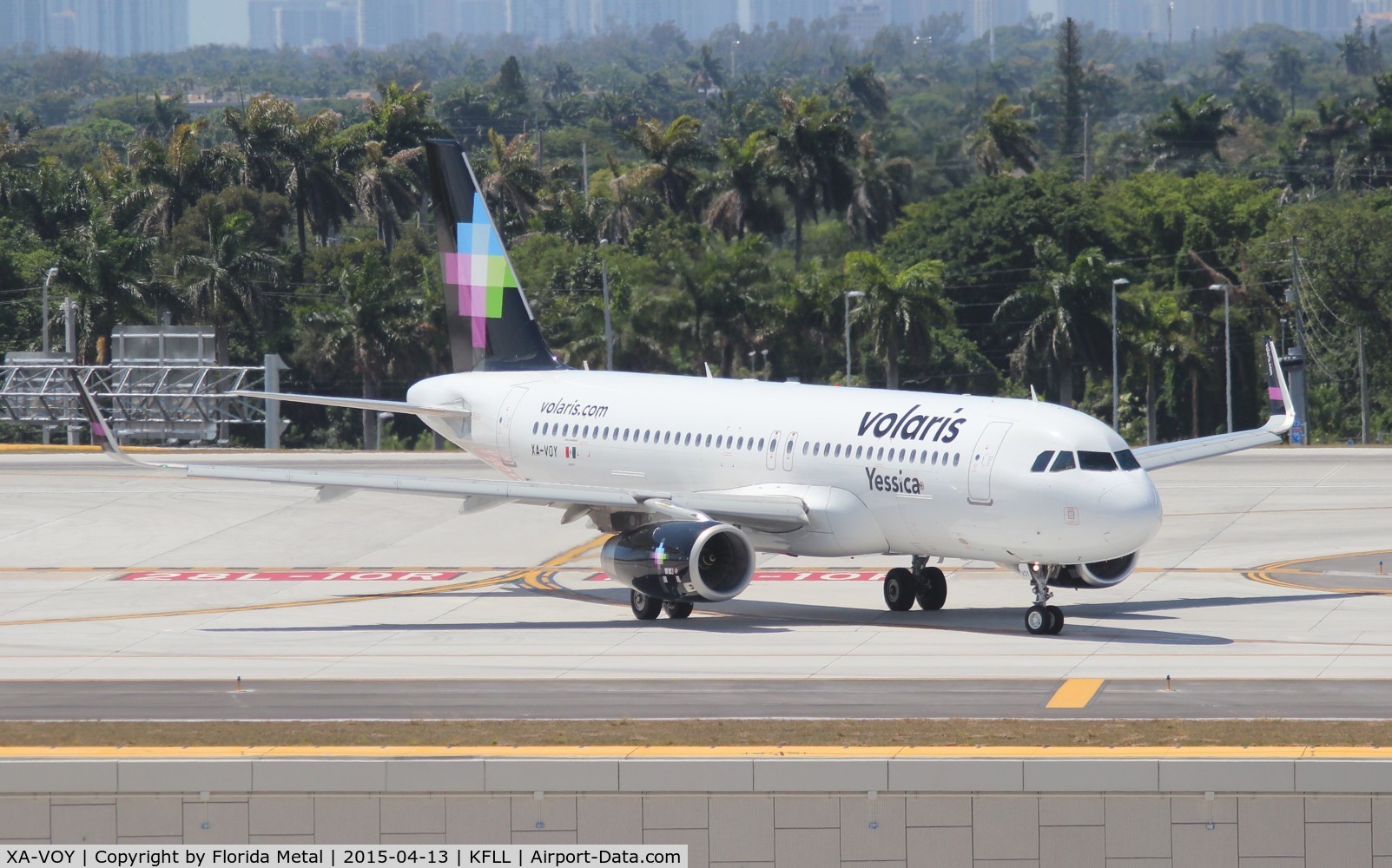 XA-VOY, 2013 Airbus A320-233 C/N 5793, Volaris A320