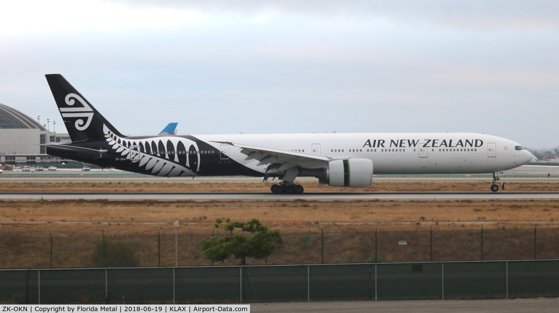 ZK-OKN, 2010 Boeing 777-306/ER C/N 38406, Air New Zealand 777-300