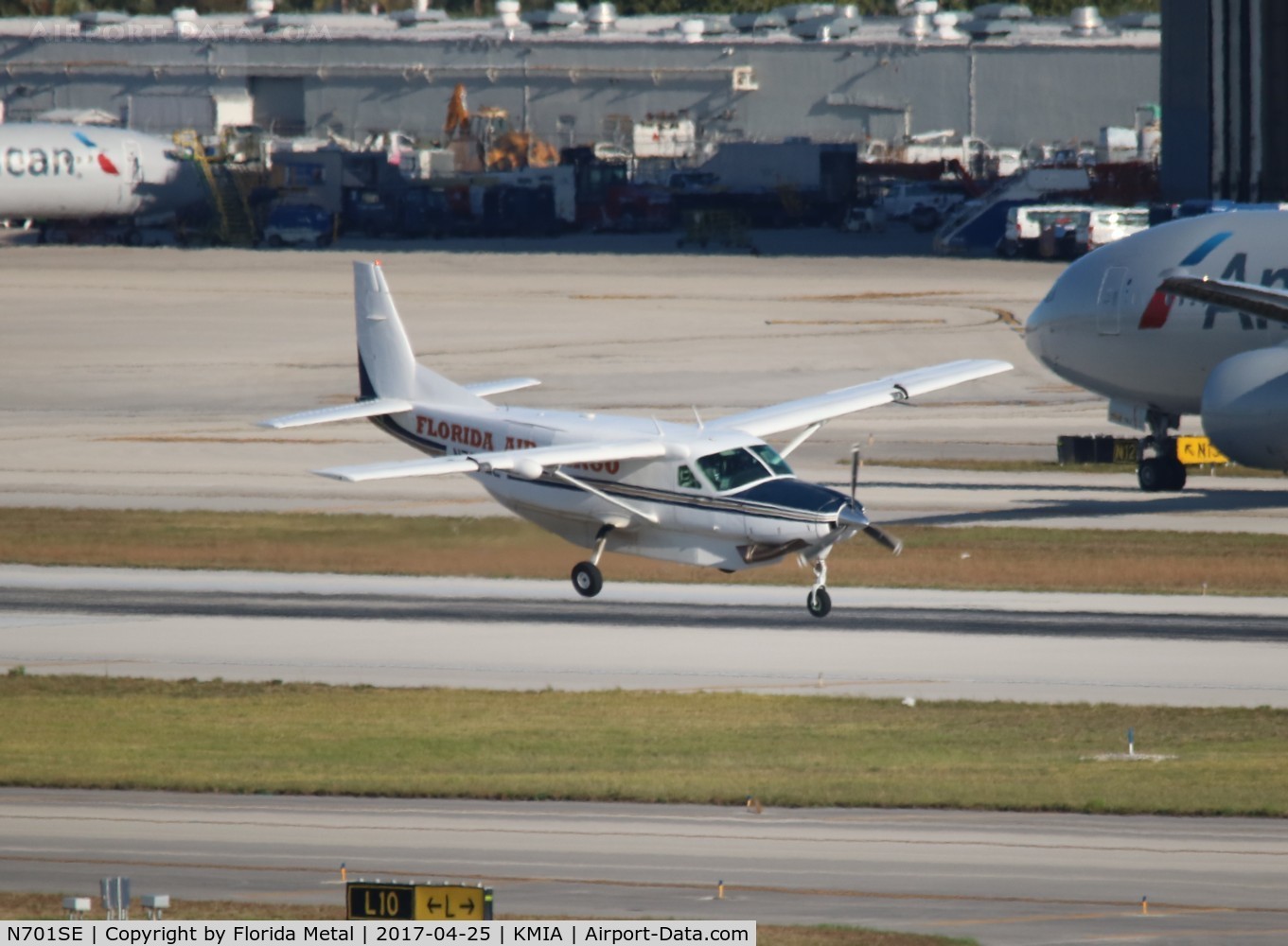 N701SE, 1998 Cessna 208B Grand Caravan C/N 208B0701, MIA spotting 2017