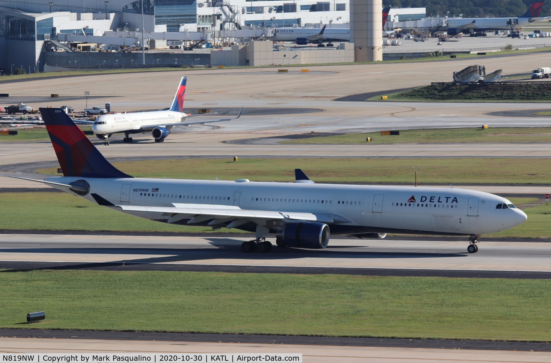 N819NW, 2007 Airbus A330-323 C/N 858, Airbus A330-323