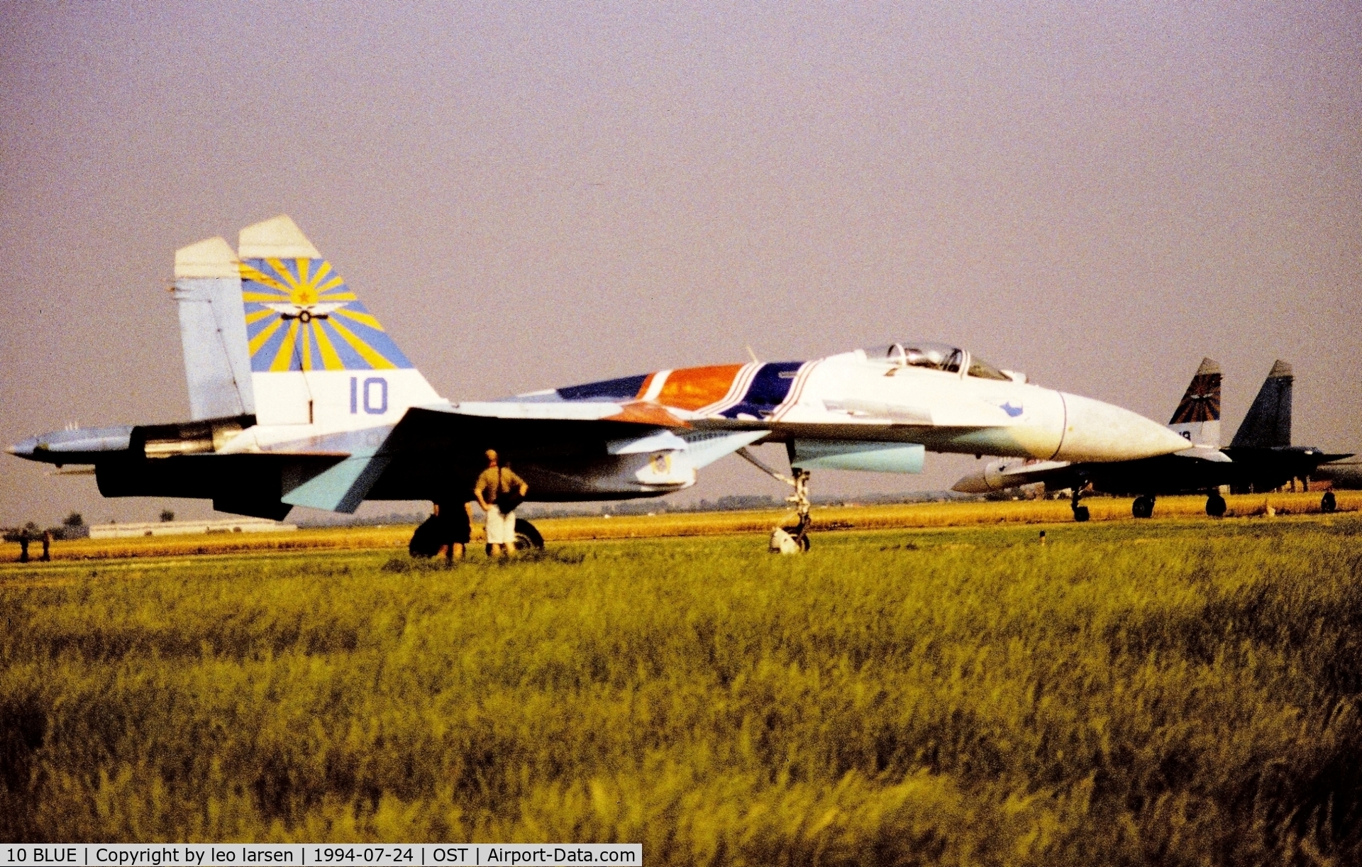10 BLUE, 1990 Sukhoi Su-27 C/N 36911031614, Ostende Air Show 24.7.1994