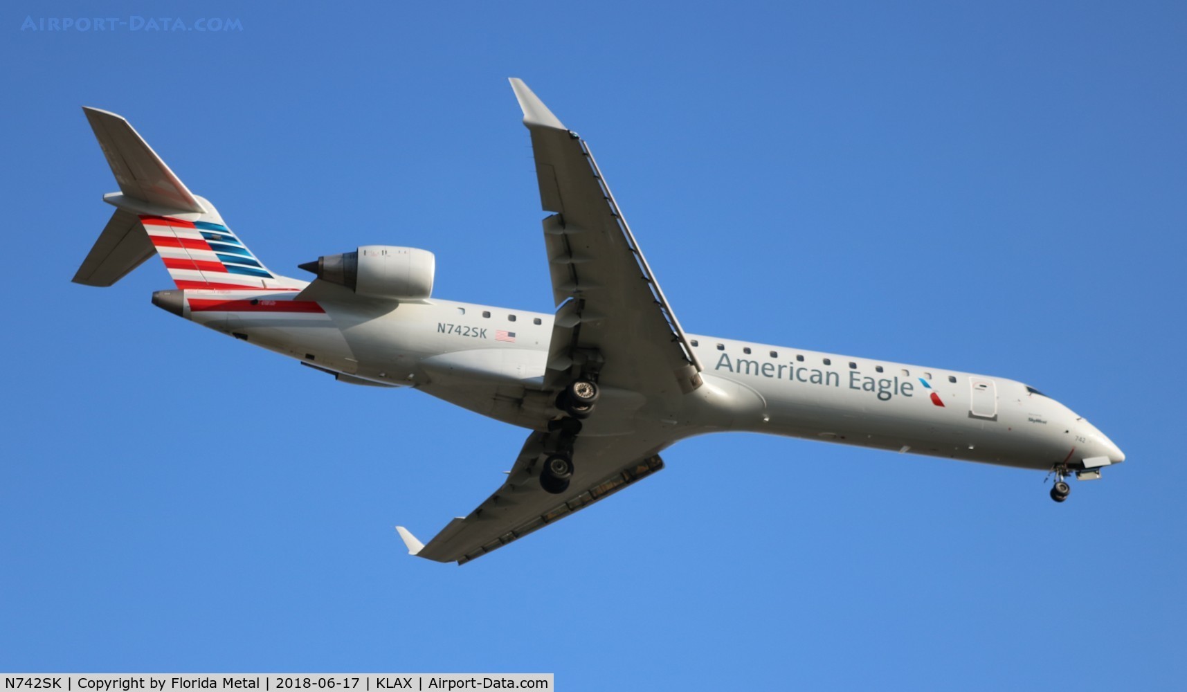 N742SK, 2005 Bombardier CRJ-701 (CL-600-2C10) Regional Jet C/N 10197, LAX spotting 2018