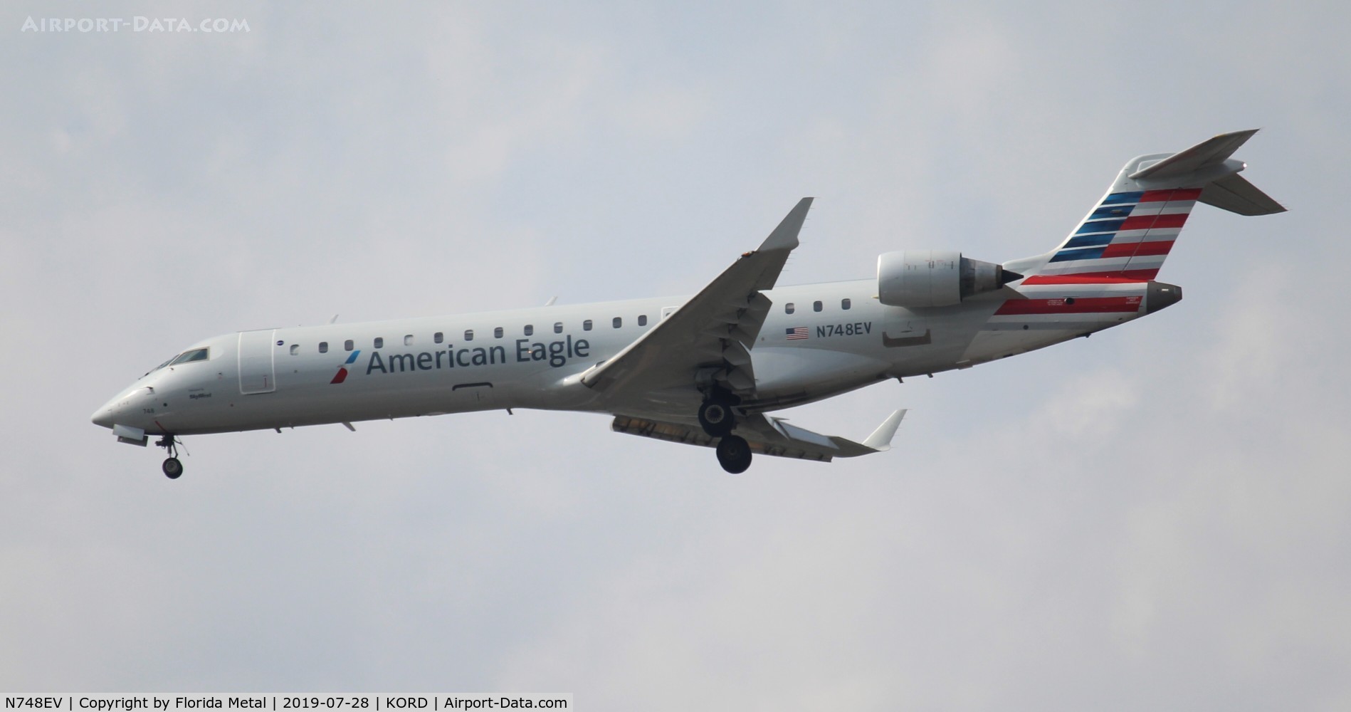 N748EV, 2004 Bombardier CRJ-700 (CL-600-2C10) Regional Jet C/N 10158, ORD spotting 2019