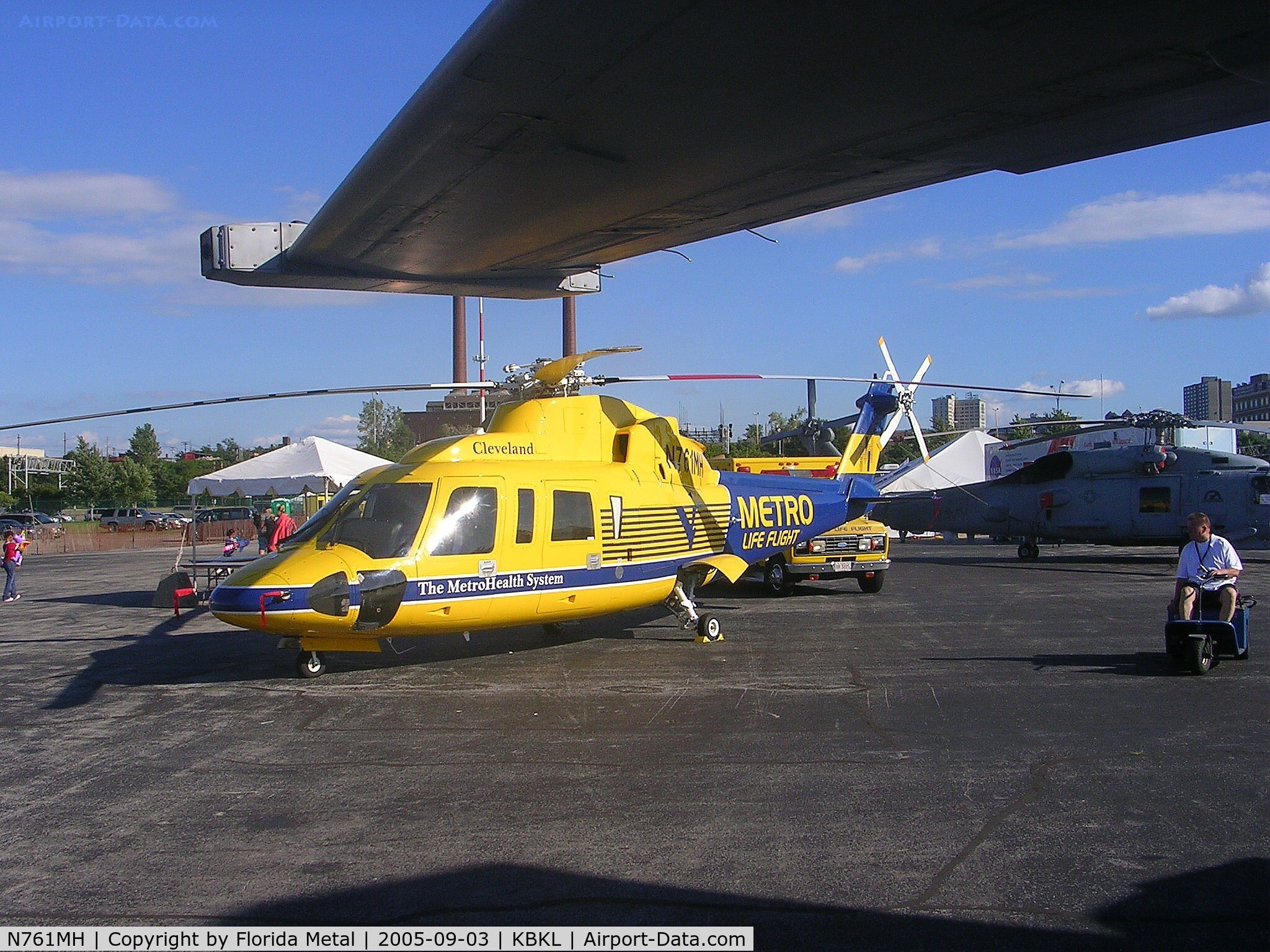 N761MH, 1981 Sikorsky S-76A C/N 760232, Cleveland Airshow 2005