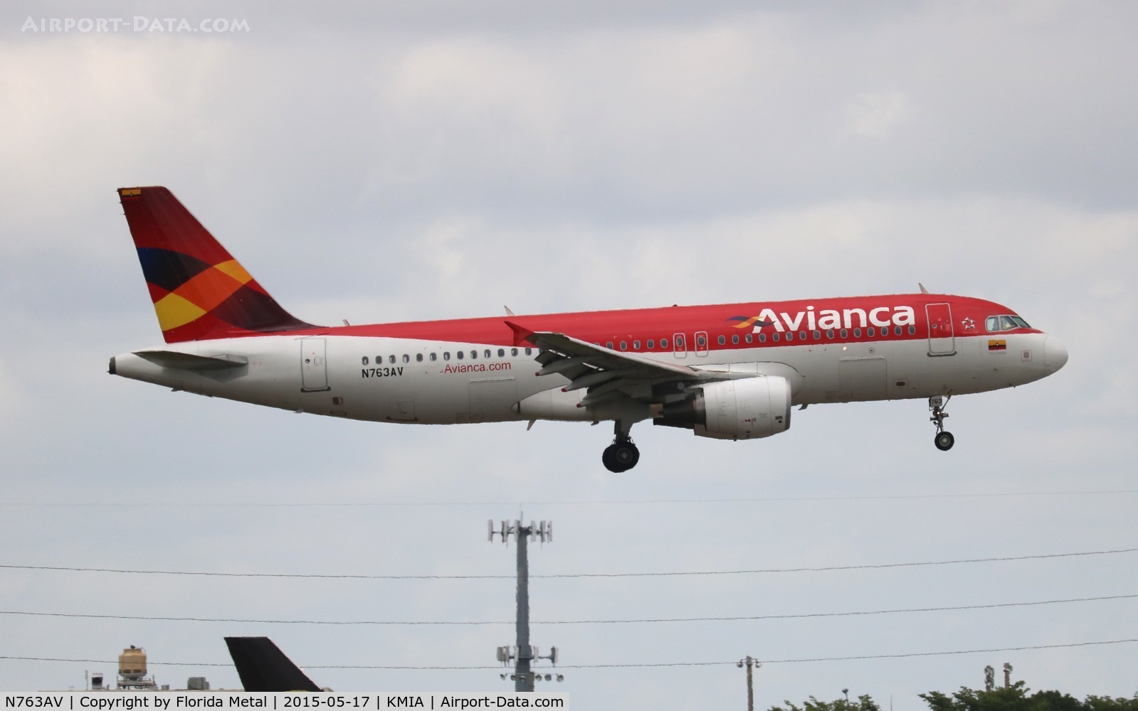 N763AV, Airbus A320-214 C/N 4763, MIA spotting 2015