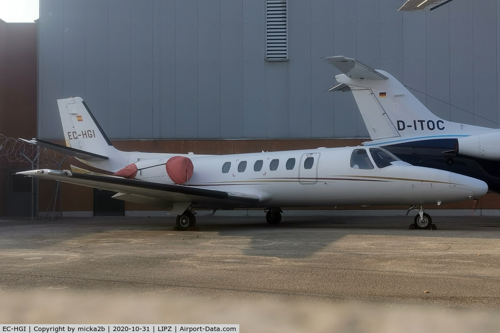 EC-HGI, 1988 Cessna 550 Citation 2 C/N 550-0596, Parked