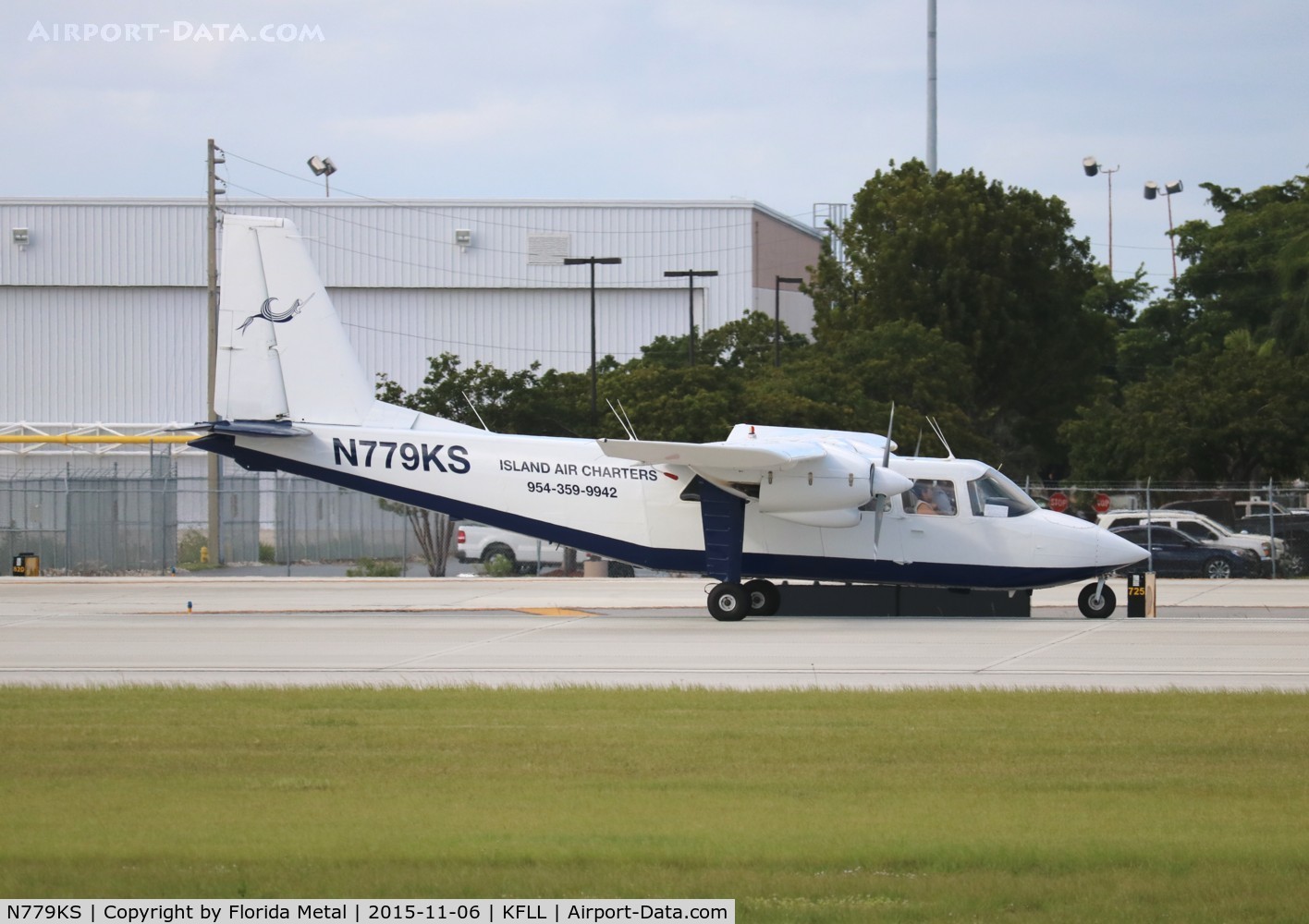 N779KS, 1976 Britten-Norman BN-2A-27 Islander C/N 779, FLL spotting 2015