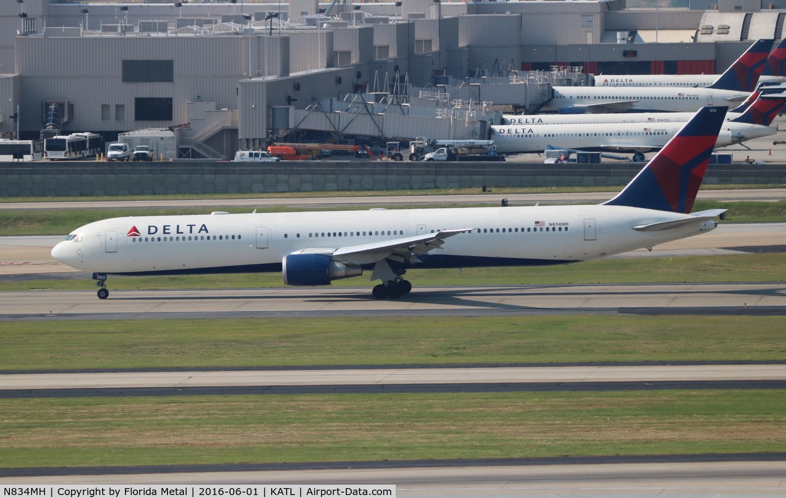 N834MH, 2000 Boeing 767-432/ER C/N 29707, ATL spotting 2016