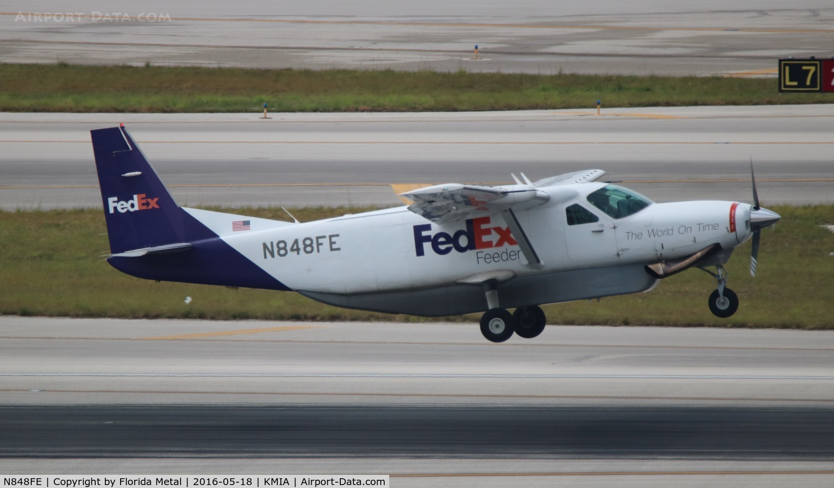 N848FE, 1989 Cessna 208B Super Cargomaster C/N 208B0158, MIA spotting 2016