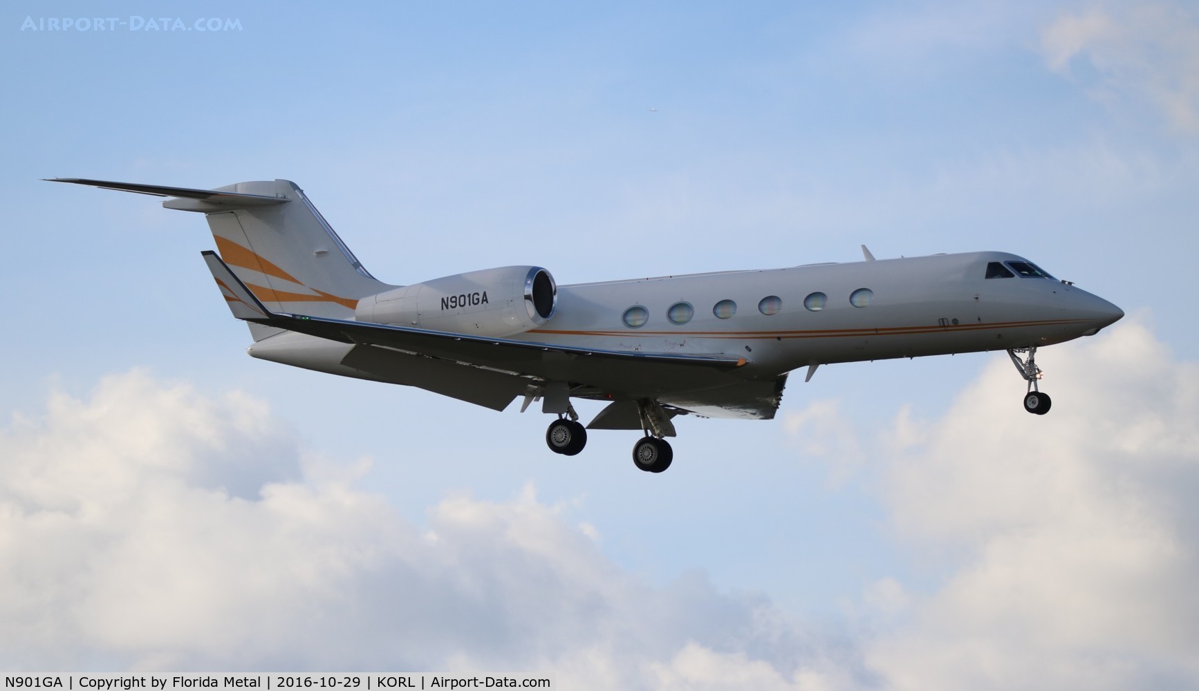 N901GA, 2013 Gulfstream Aerospace GIV-X (G450) C/N 4301, NBAA ORL 2016