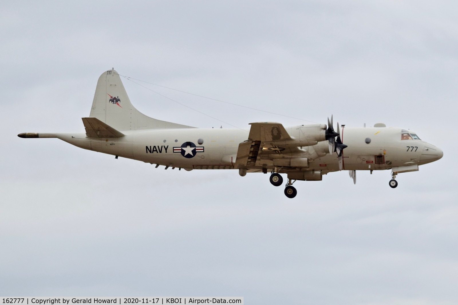 162777, 1987 Lockheed P-3C AIP Orion C/N 285G-5803, Low approach to 10R.
